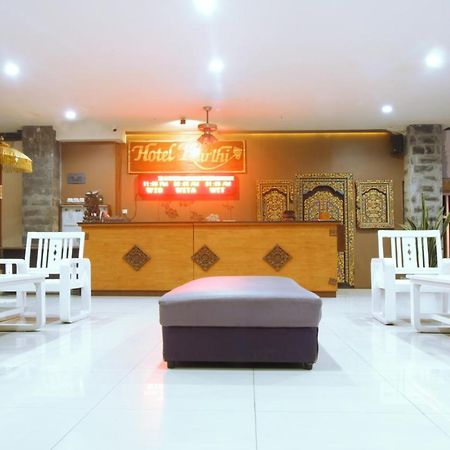 קוטה לומבוק Hotel Karthi Kuta מראה חיצוני תמונה