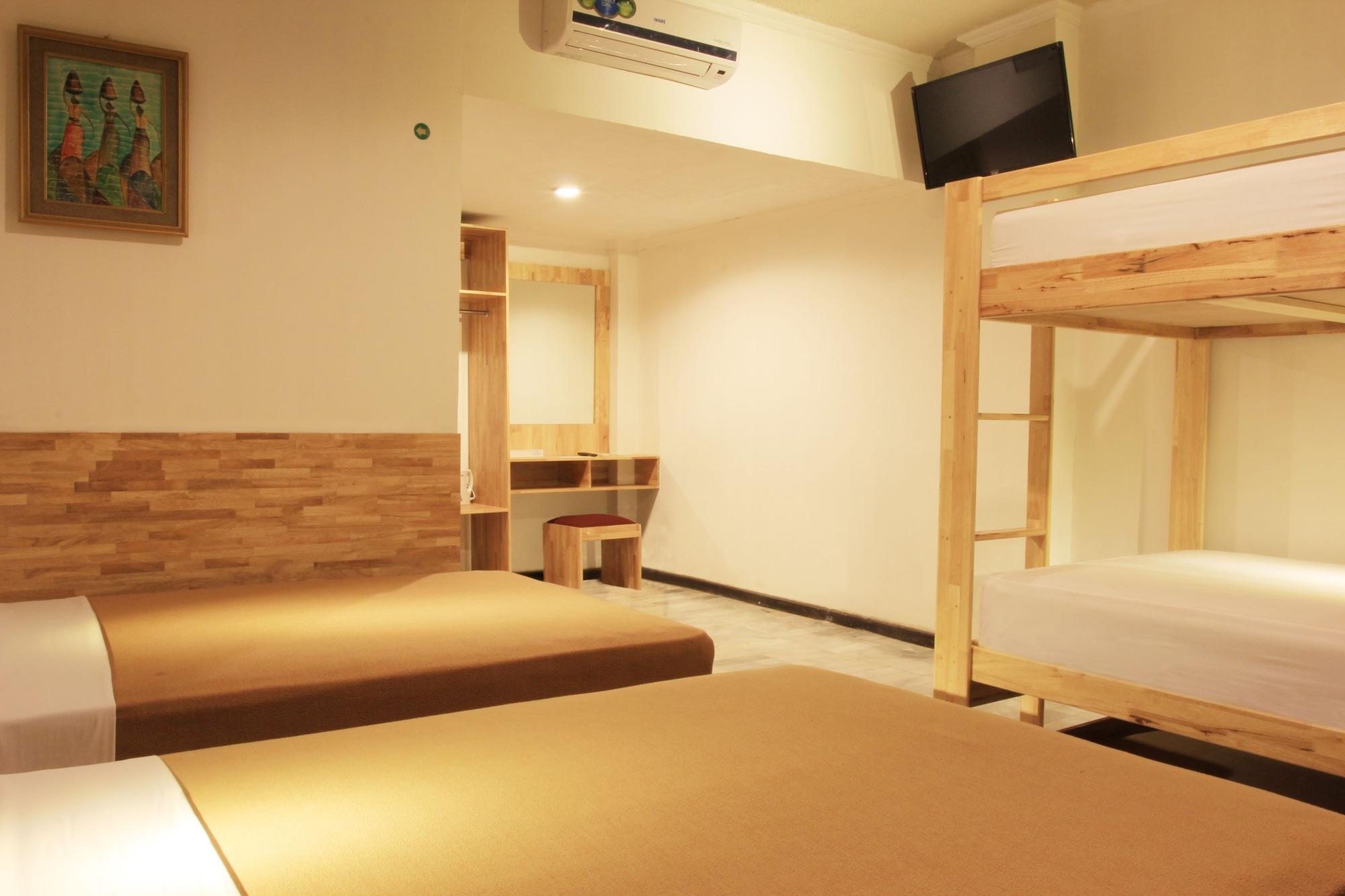קוטה לומבוק Hotel Karthi Kuta מראה חיצוני תמונה