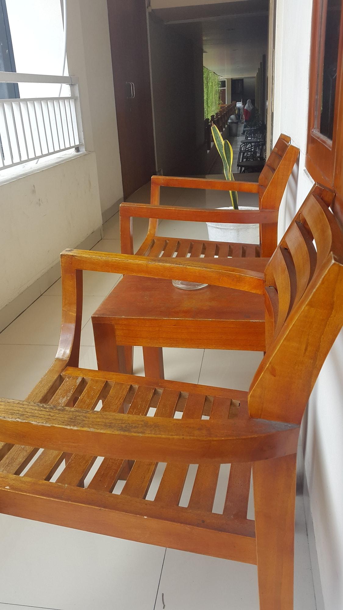 קוטה לומבוק Hotel Karthi Kuta מראה חיצוני תמונה