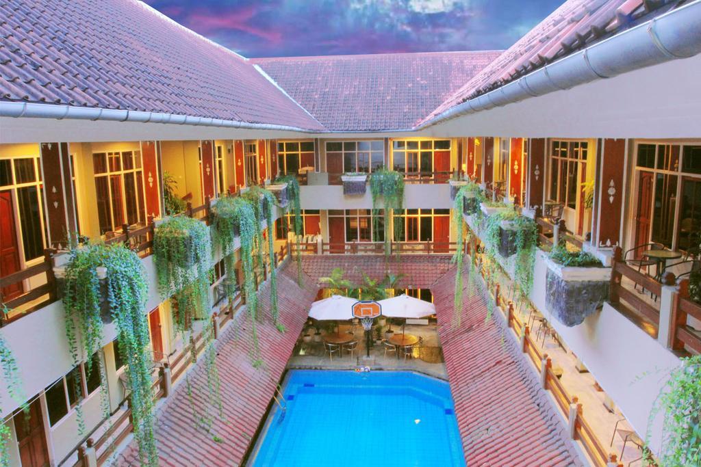 קוטה לומבוק Hotel Karthi Kuta מראה חיצוני תמונה