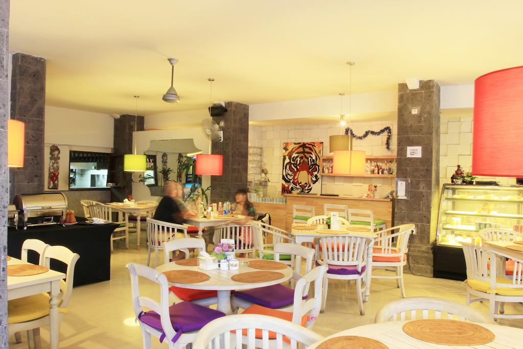 קוטה לומבוק Hotel Karthi Kuta מראה חיצוני תמונה