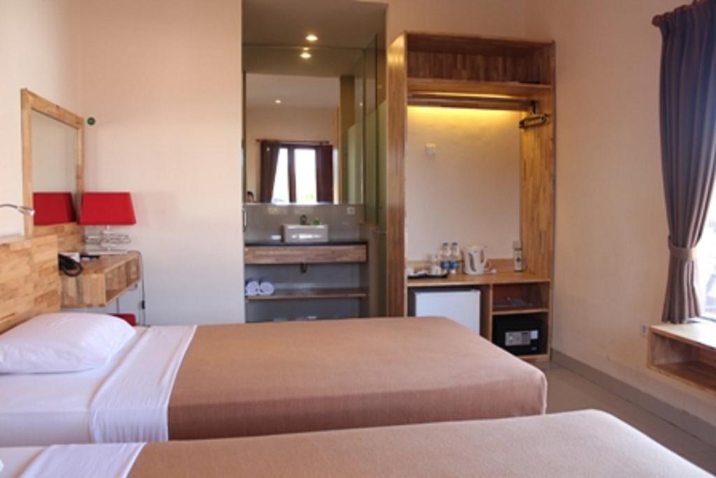 קוטה לומבוק Hotel Karthi Kuta מראה חיצוני תמונה