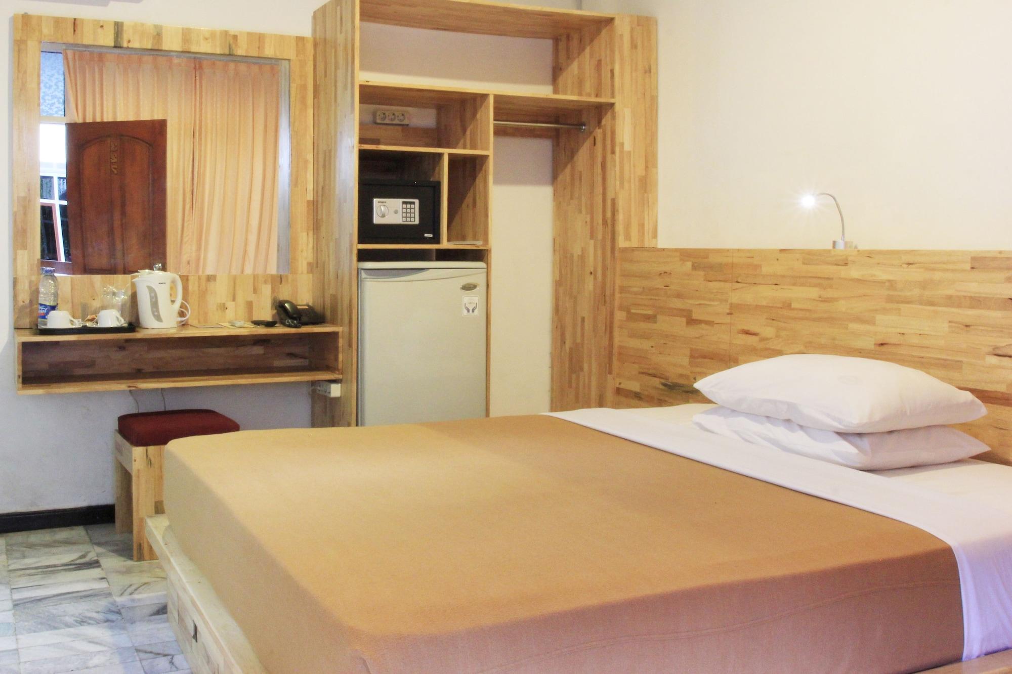 קוטה לומבוק Hotel Karthi Kuta מראה חיצוני תמונה
